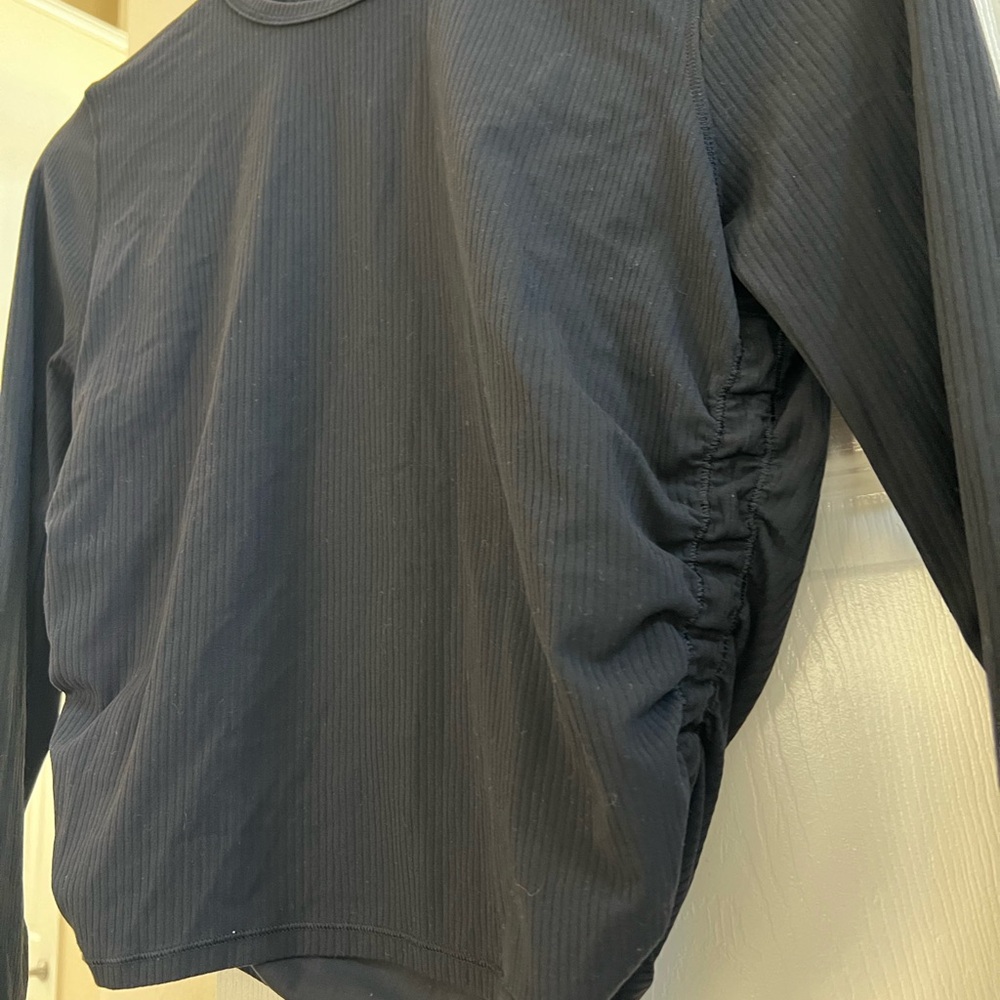 Lululemon Cropped Ribbed Align Top - Picture 3 of 3